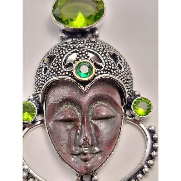 Sterling Silver Bali Goddess Pendant with Peridot and Green Garnet Stones - Picture 3 of 9